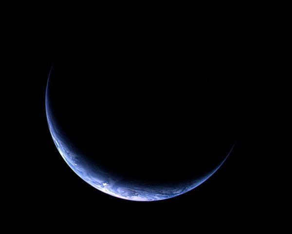 Планета на черном фоне