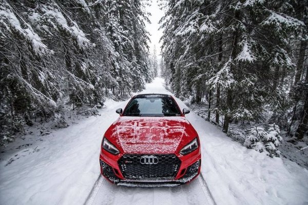Ауди RS 5 зима