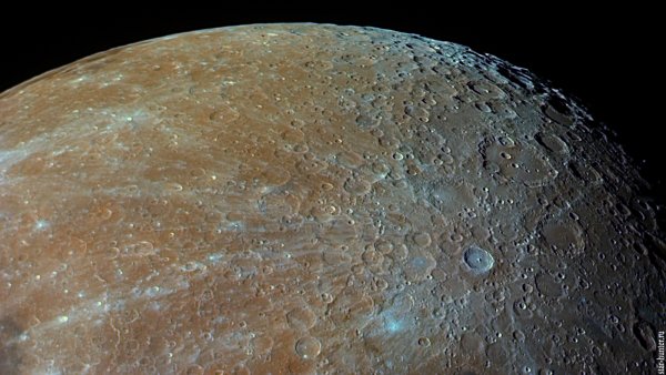 Настоящий цвет Луны