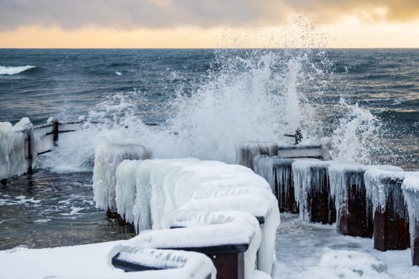 Снегопад в океане