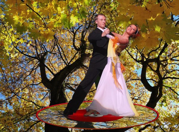 Осень танцует вальс Бостон