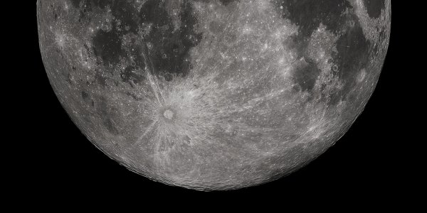 Луна увеличенная