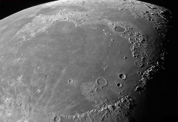 Вода на Луне