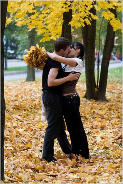 Поцелуй в парке