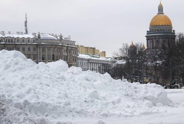 Снег в Питере