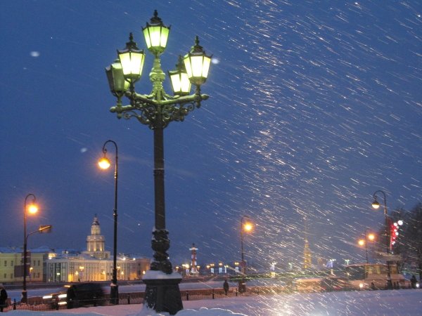 Невский проспект зимой фонари