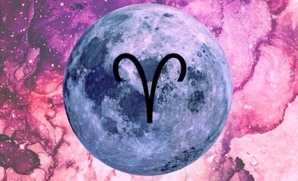 Moon Milli Aries