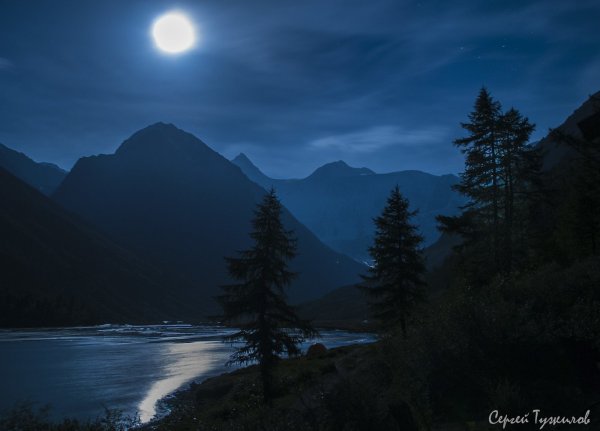 Лунный свет над Фирвальдштетским озером