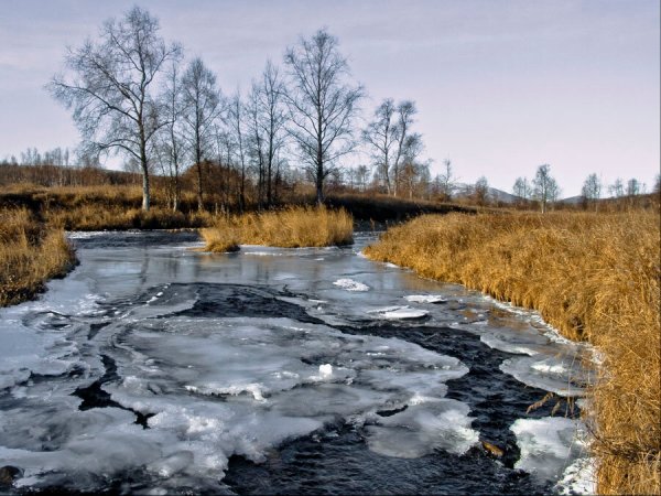 Ранний ледостав и появление льда на судоходных водоемах и реках
