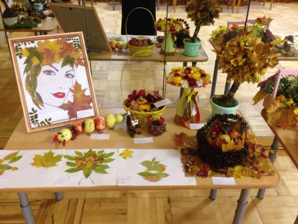 Выставка поделок осенний Калейдоскоп