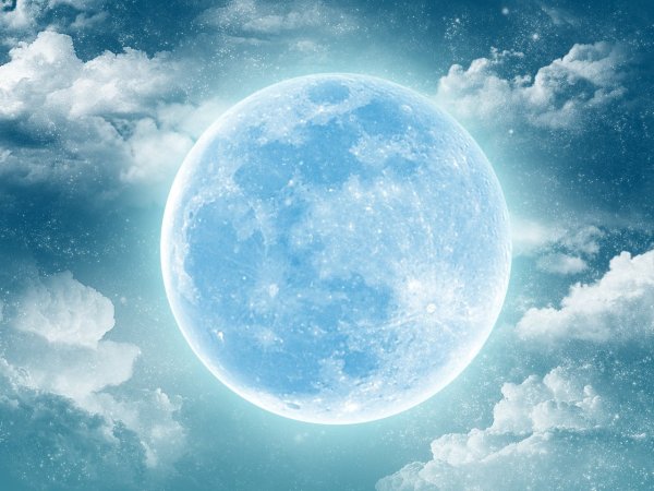 Светлая Луна