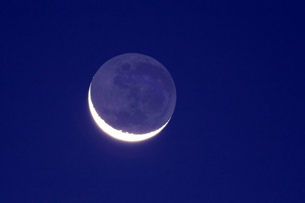 Луна полумесяц