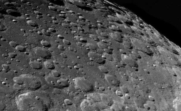 Лунный кратер Невада