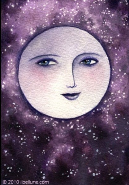 Луна с женским лицом