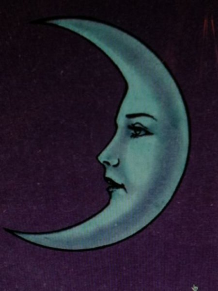 Полумесяц с лицом