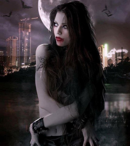 Луна вампир