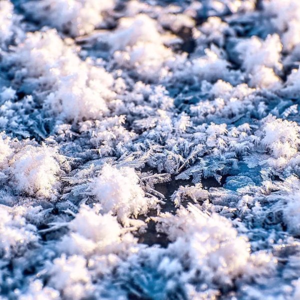 Разноцветный снег