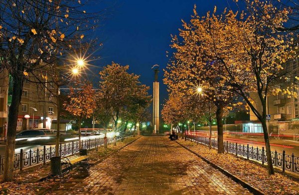 Осенний ночной Екатеринбург