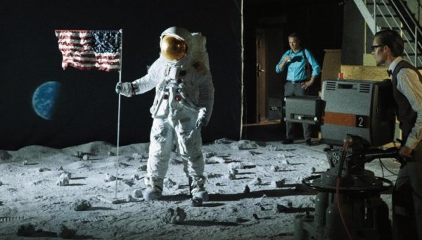 Американцы на Луне Кубрик