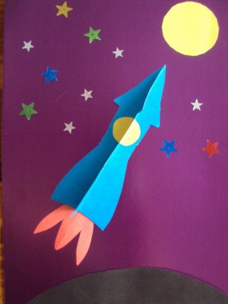 Аппликация «полет на луну» т.с.Комарова, с.91