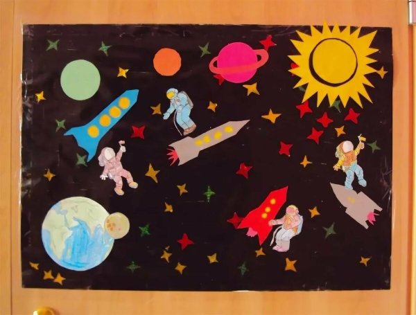 Коллективное панно полет на луну