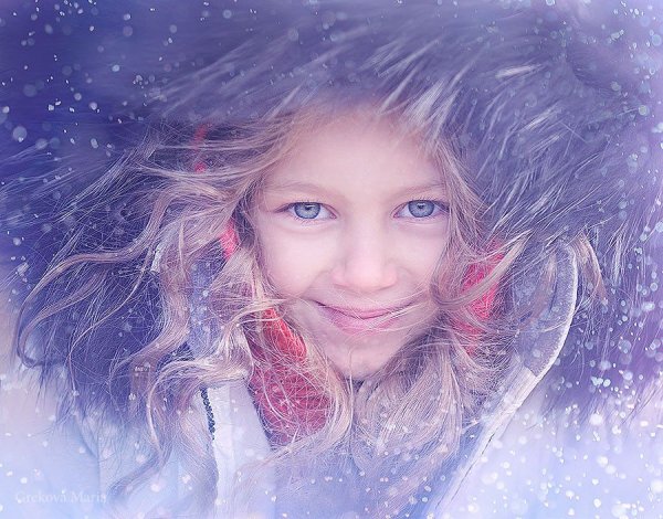 Зимний портрет девочки