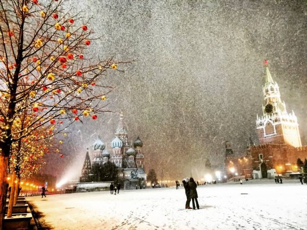 Снежная Москва