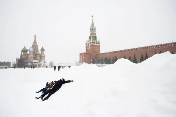 Снег в Москве