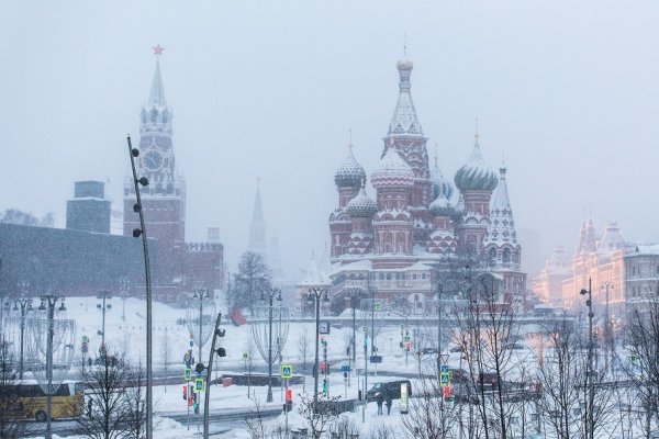 Снег в Москве