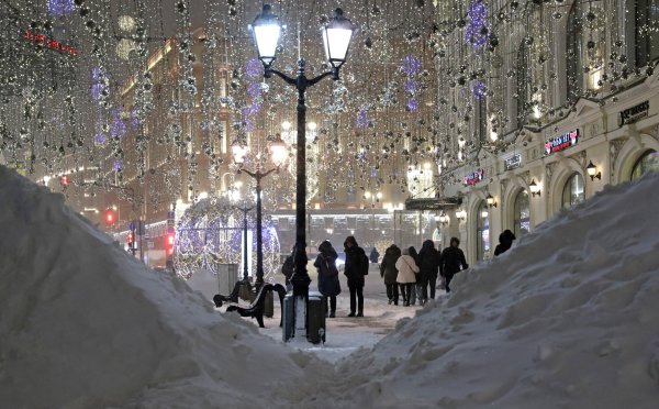 Москва снегопад 2021