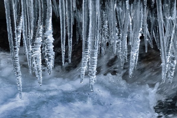 Ледяные сосульки