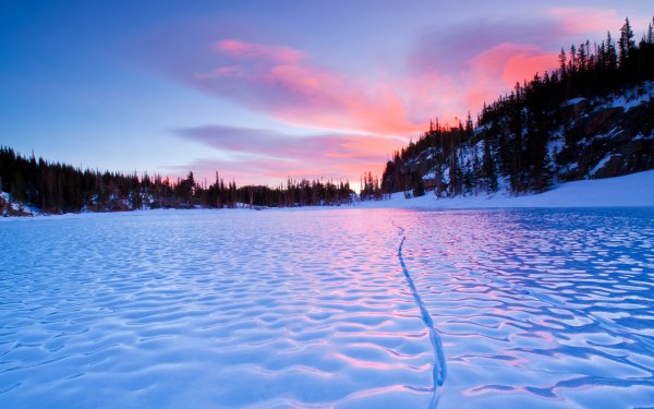 Замерзшее озеро ара ккол