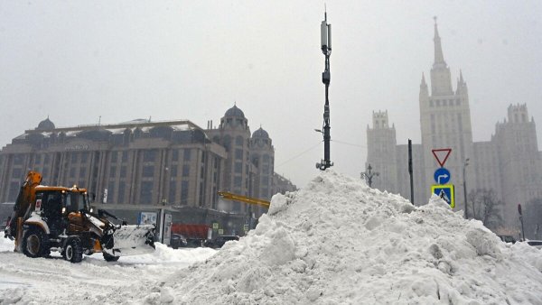 Москва снегопад 2021