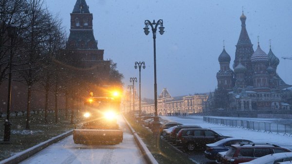 Заснеженная Москва