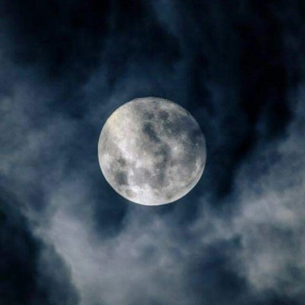 Черная Луна