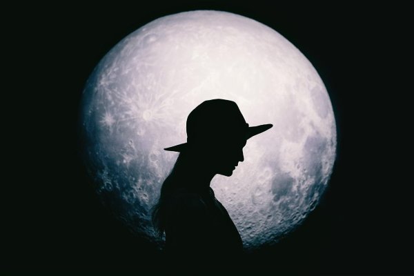 Луна тумблер