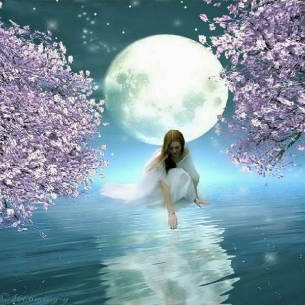 Женщина Луна