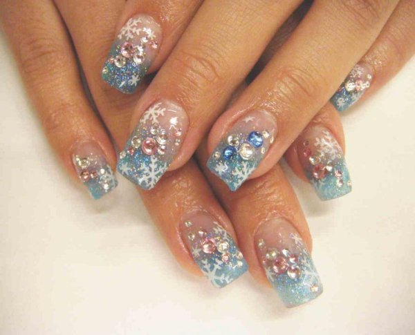 Ногти на новый год с блестками