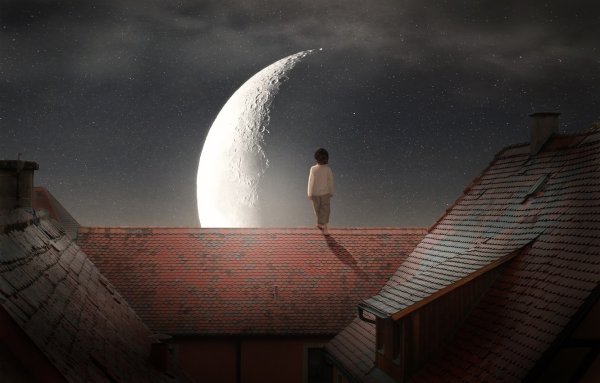 Ночные крыши домов