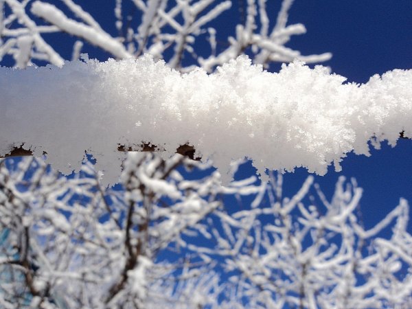 Февраль снег