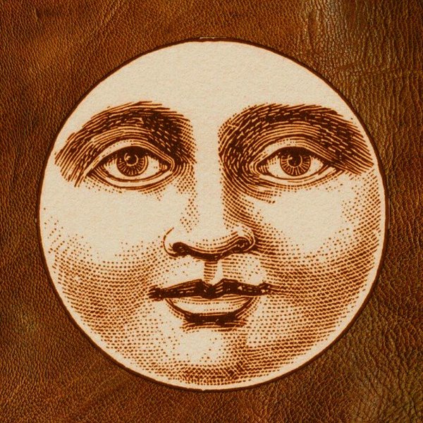 Луна с лицом