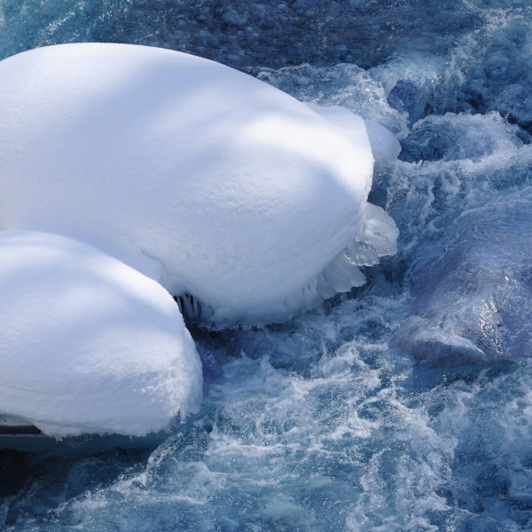 Ледяной сугроб