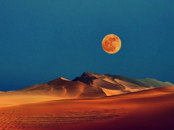 Пустыня вечером