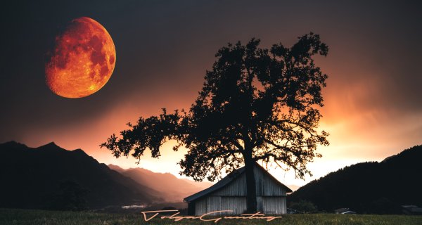Красная Луна пейзаж