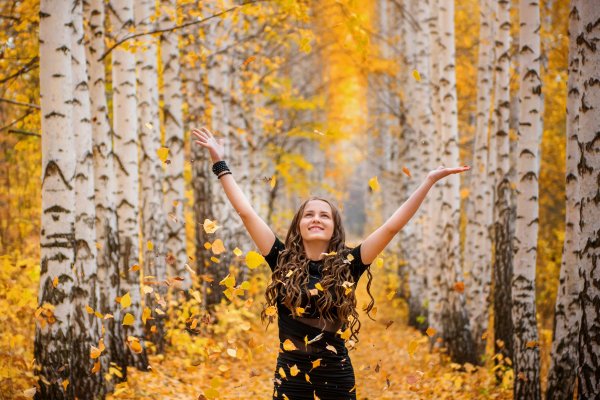 Золотая осень девушка