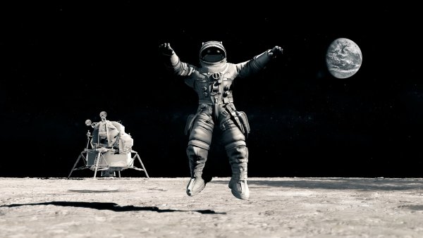 Гравитация на Луне