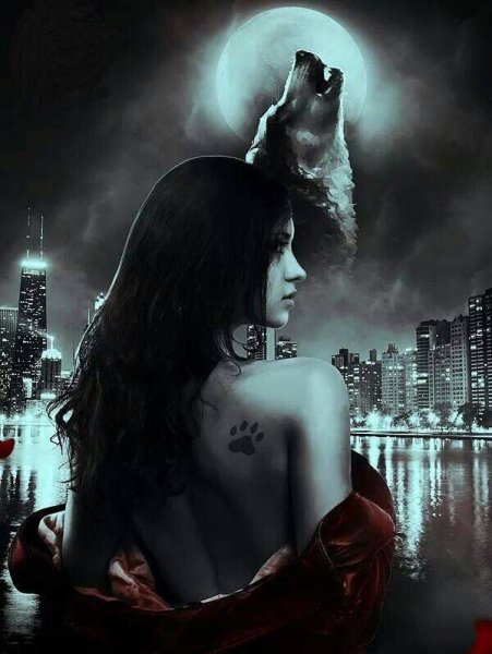 Брюнетка и волк