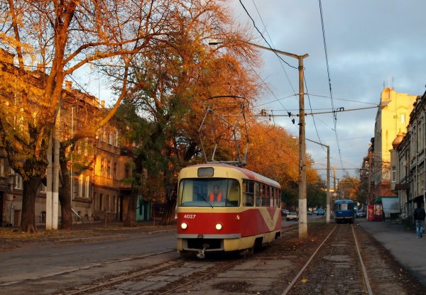 Трамвай осень Евпатория