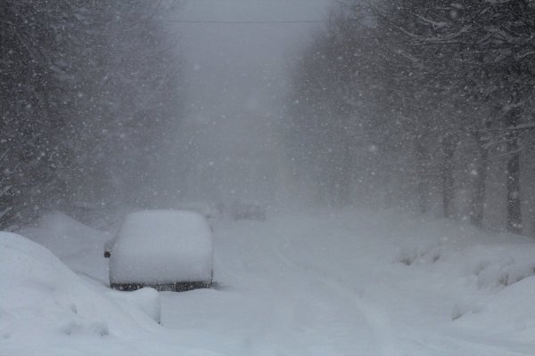 Снежная буря в городе