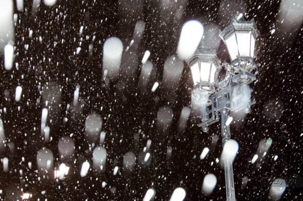 Снегопад хлопьями